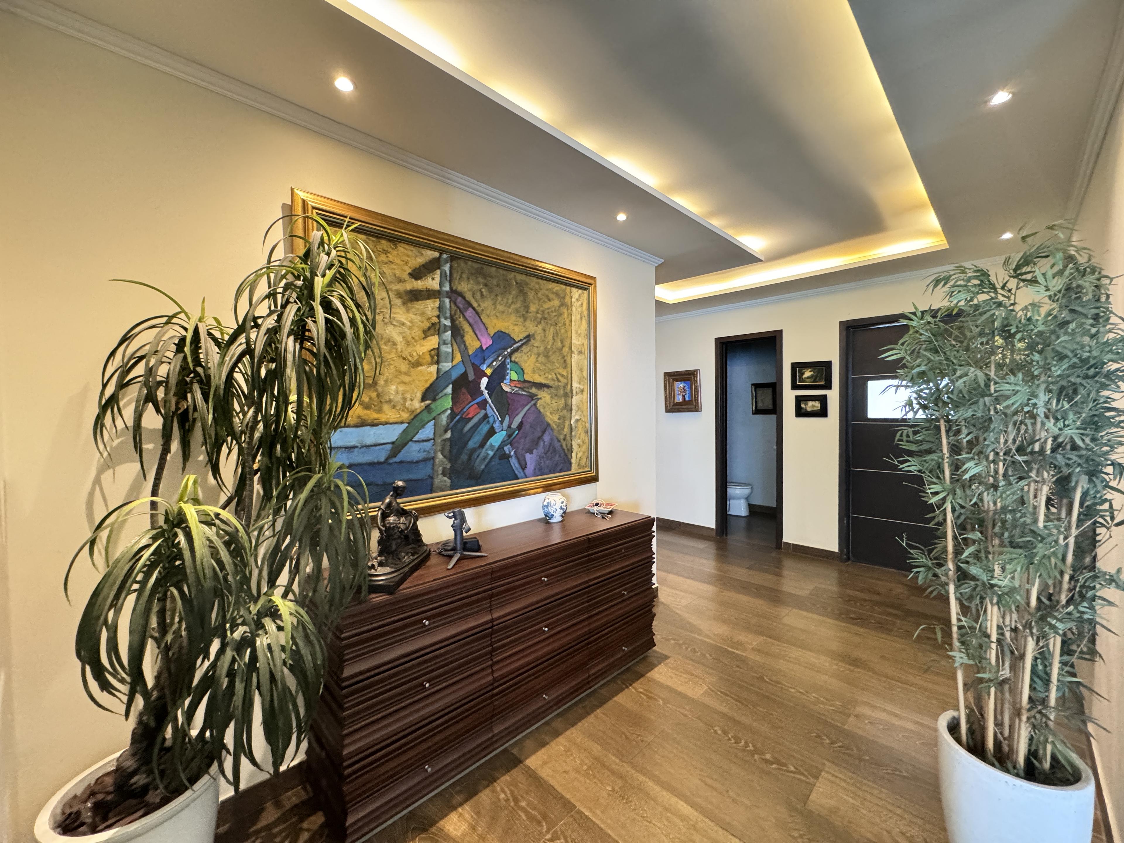 Gallery image 13