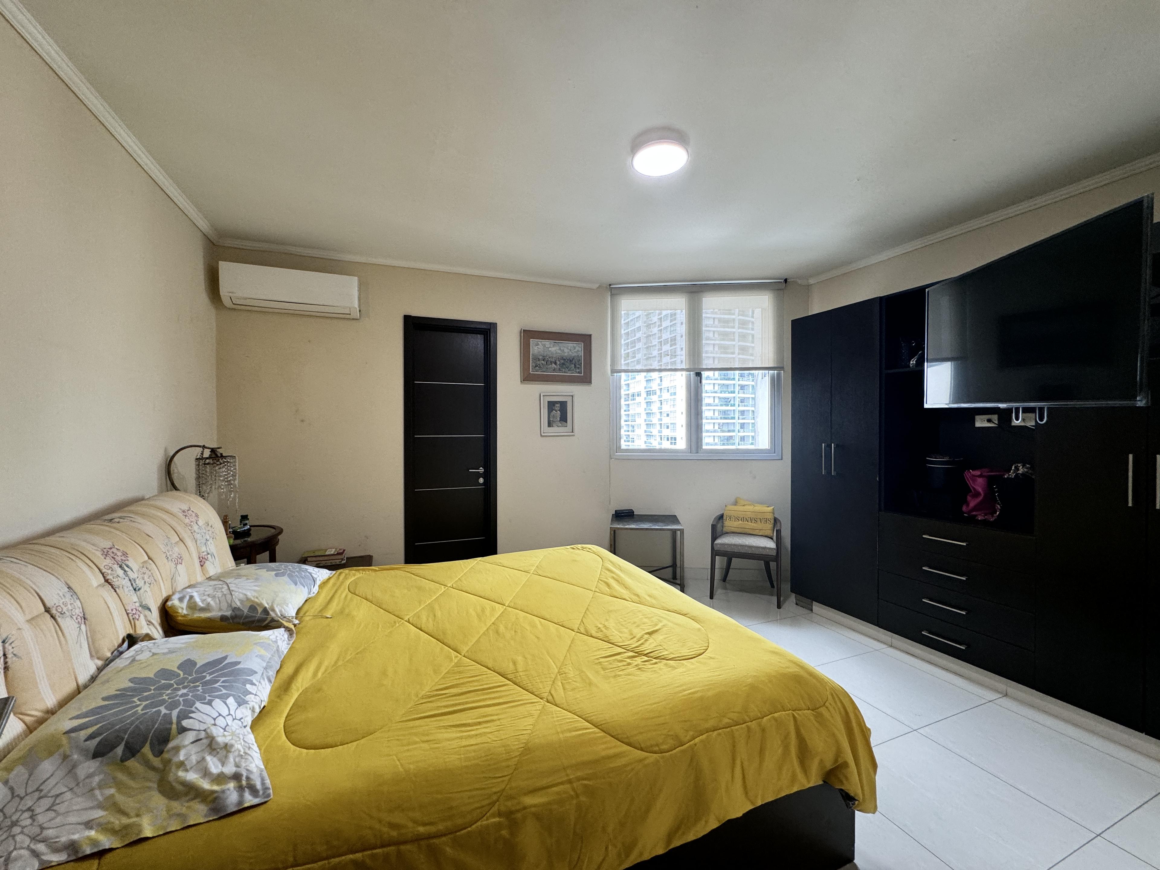 Gallery image 10
