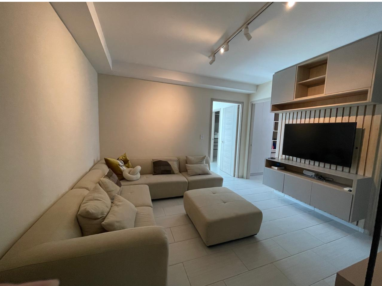 Gallery image 8