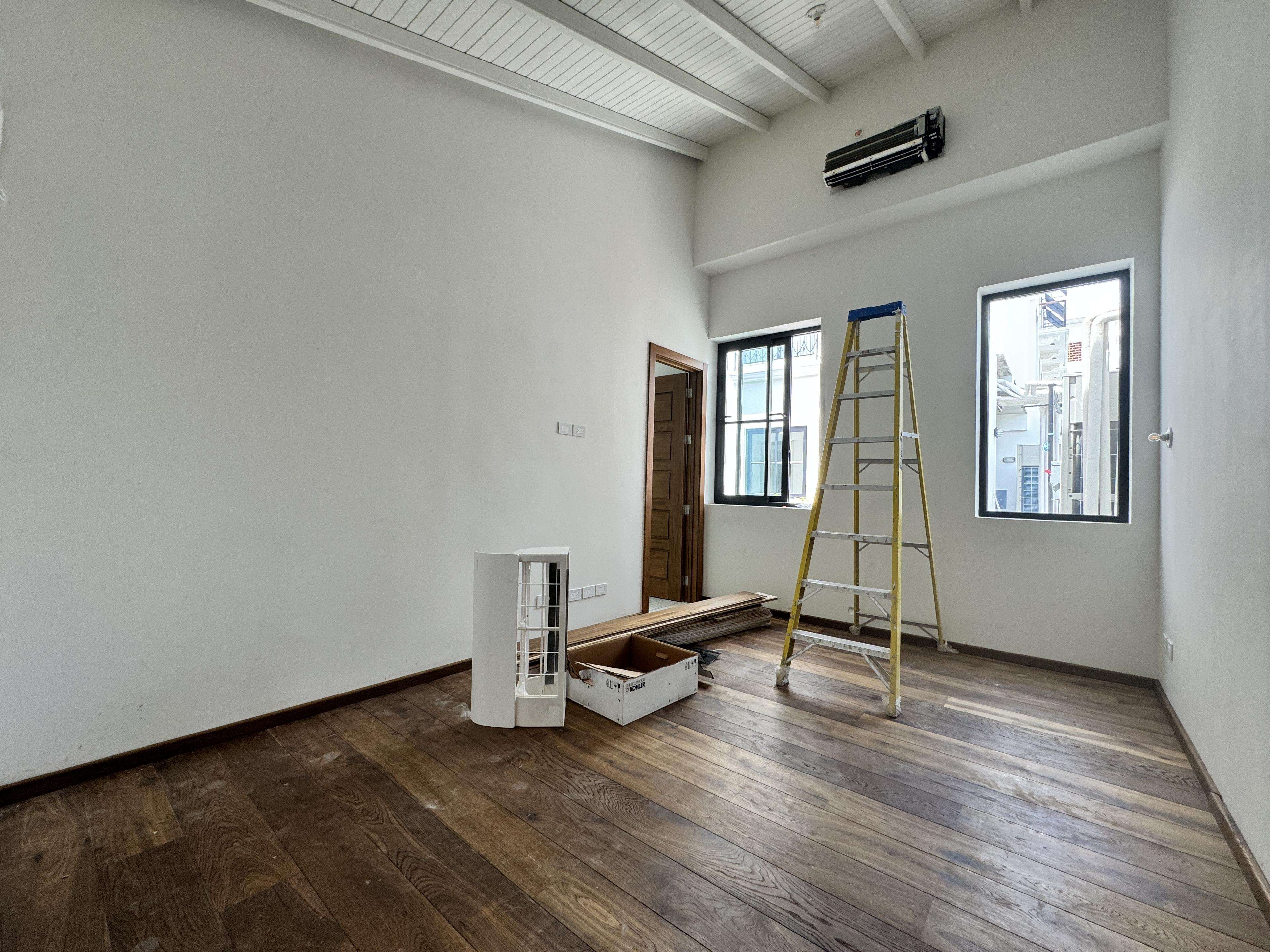 Gallery image 11