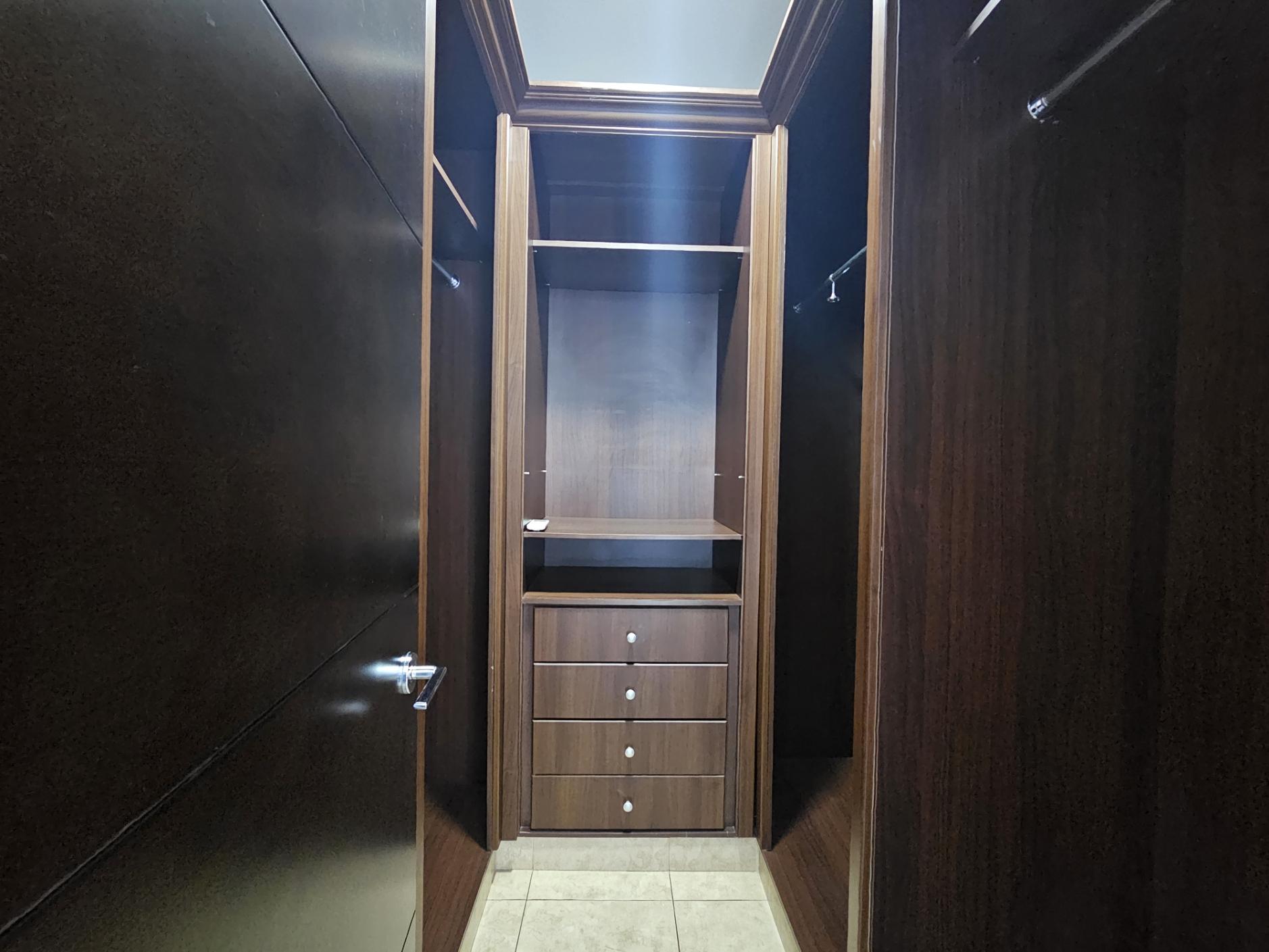 Gallery image 13