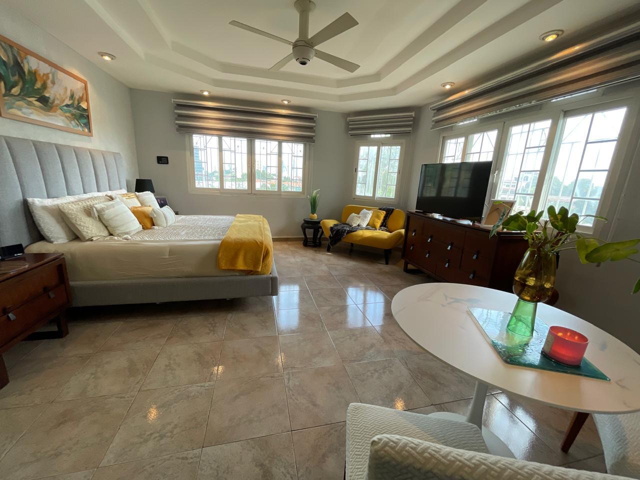 Gallery image 7