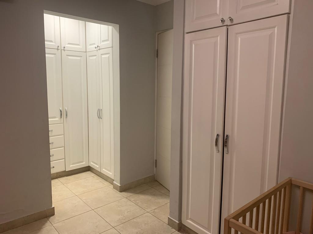 Gallery image 19
