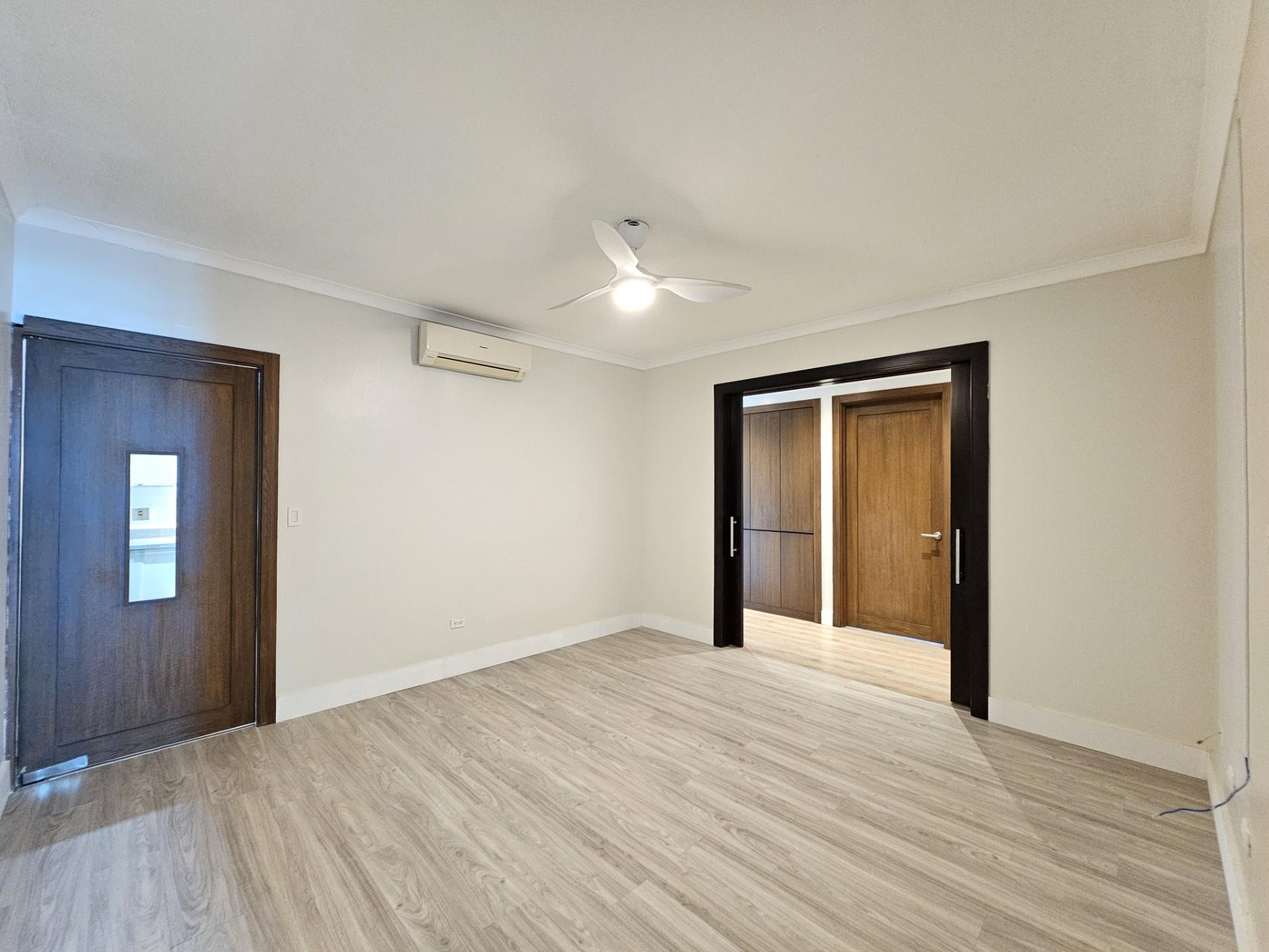 Gallery image 14