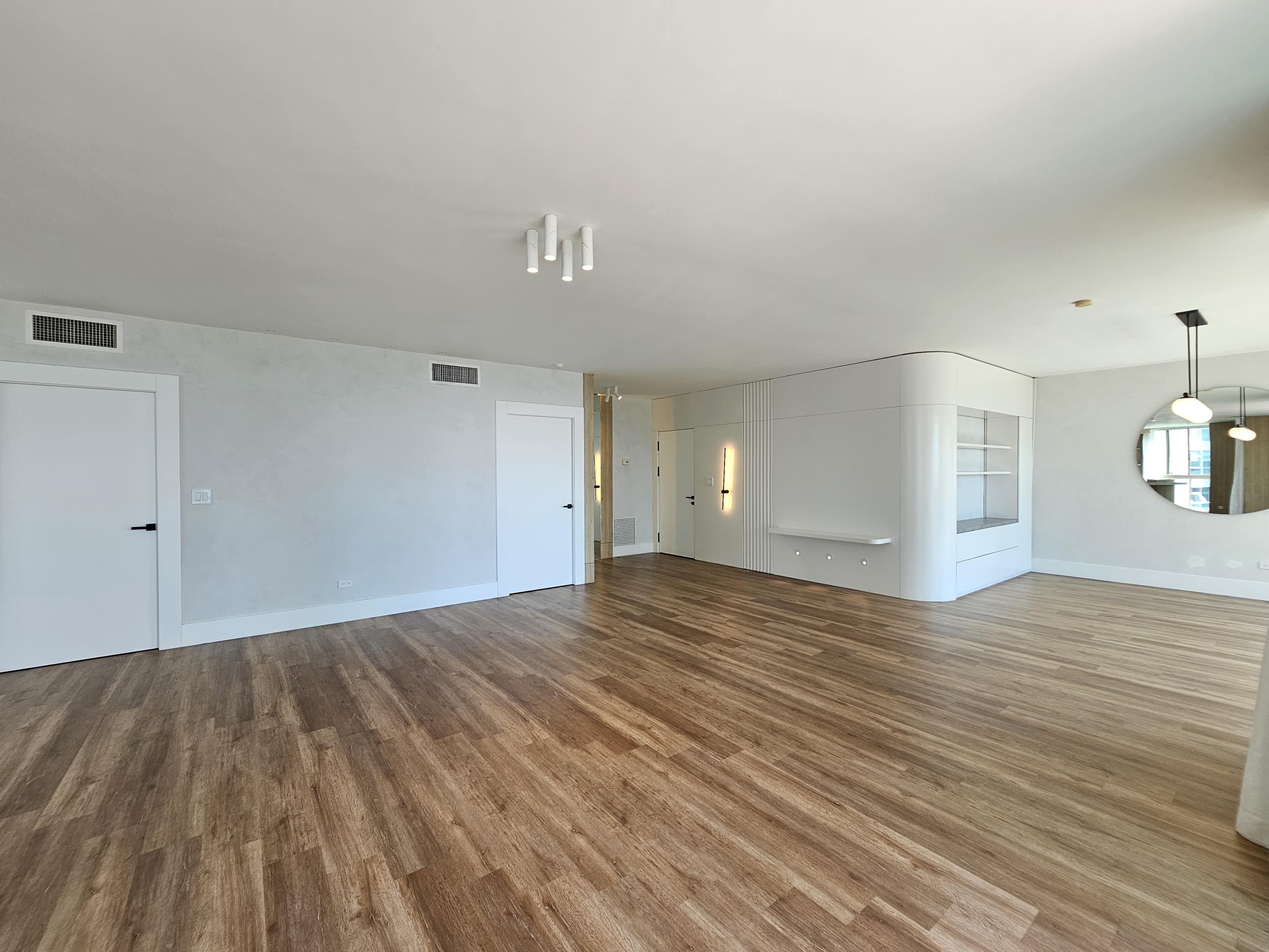 Gallery image 15