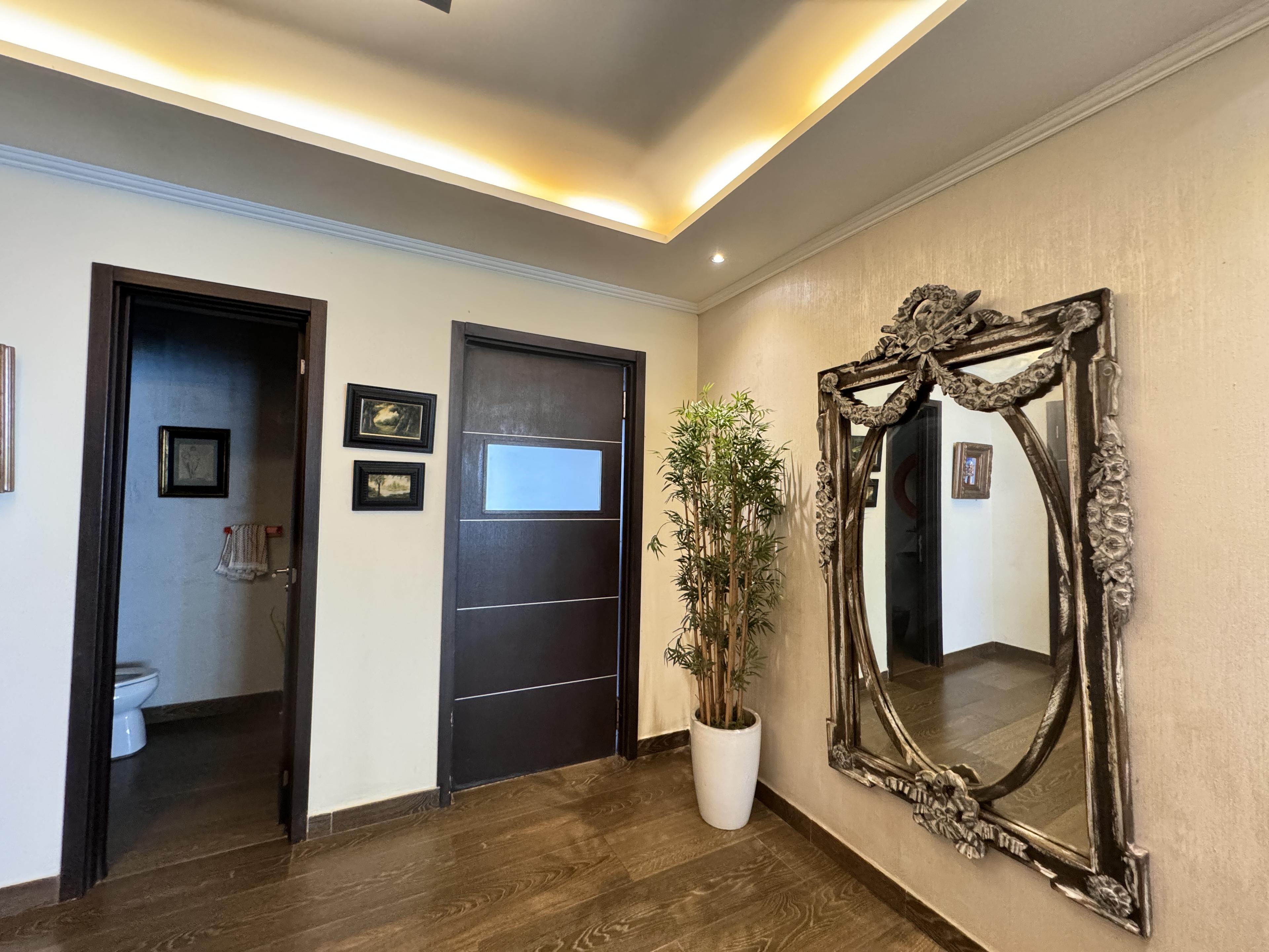 Gallery image 9