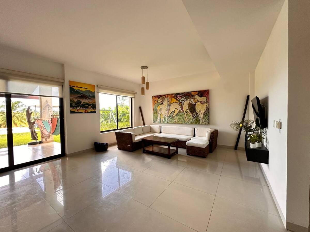 Gallery image 4