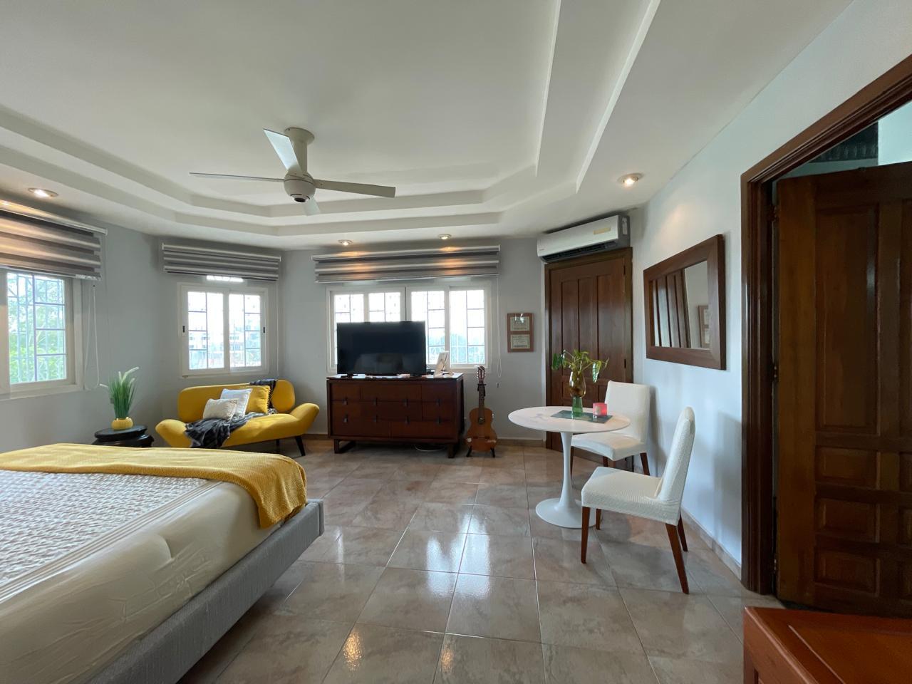 Gallery image 8