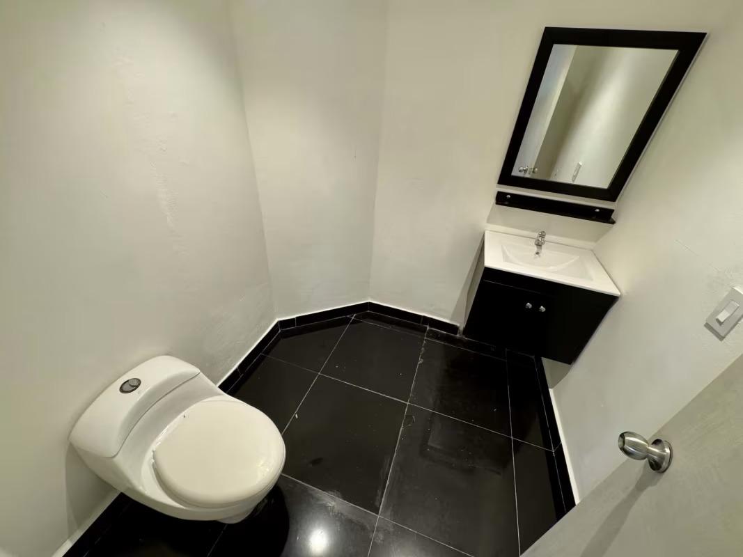 Gallery image 12