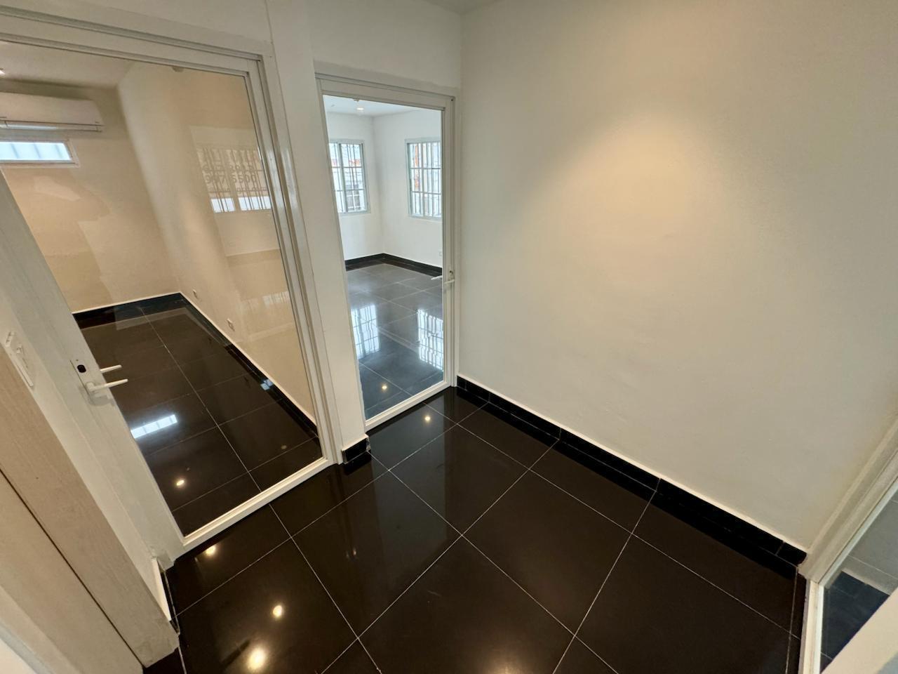 Gallery image 9