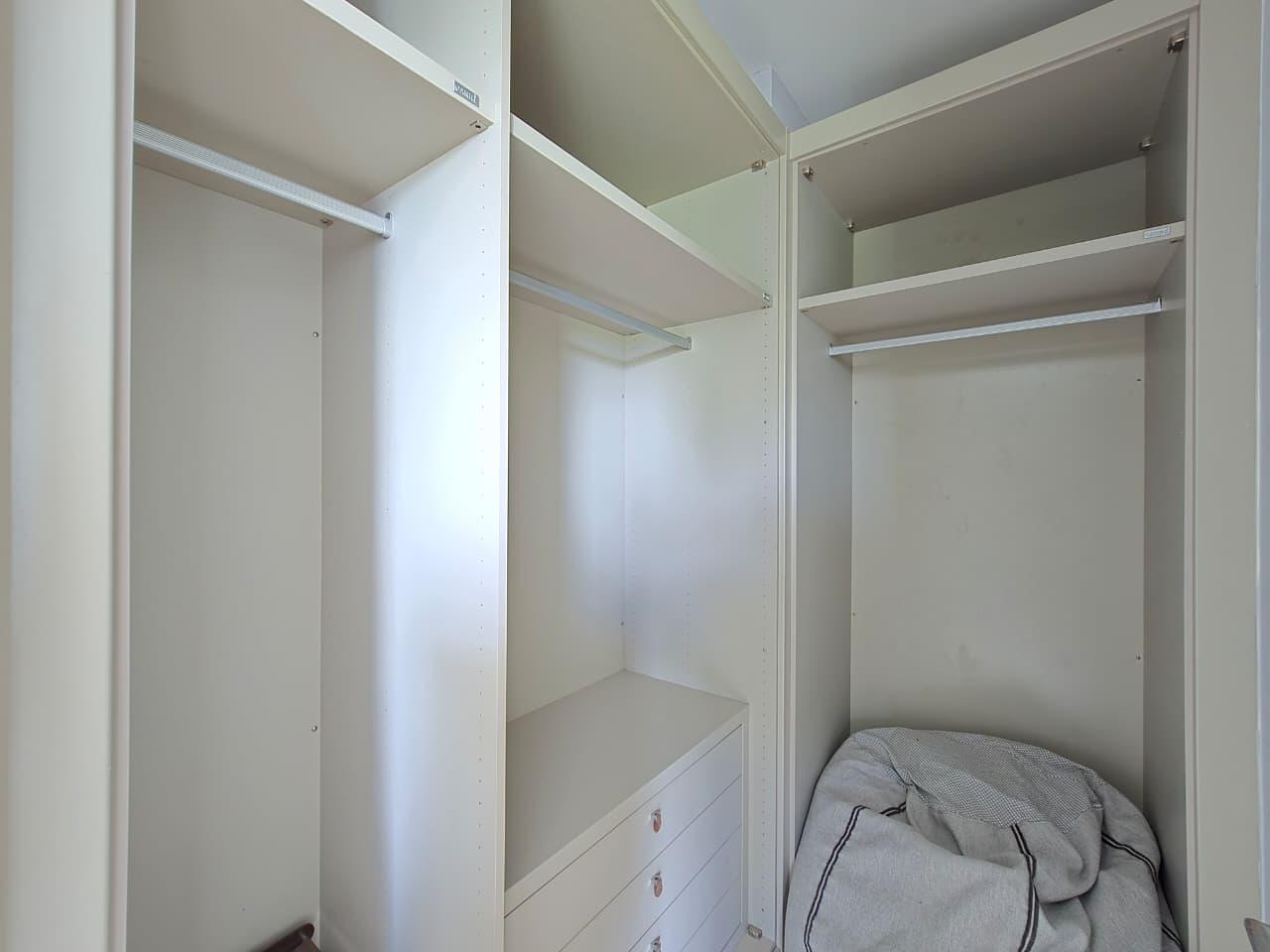 Gallery image 13