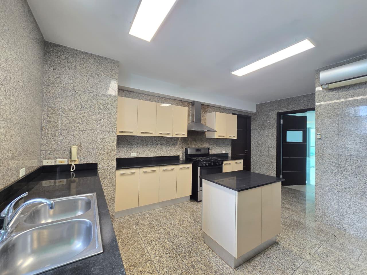 Gallery image 10