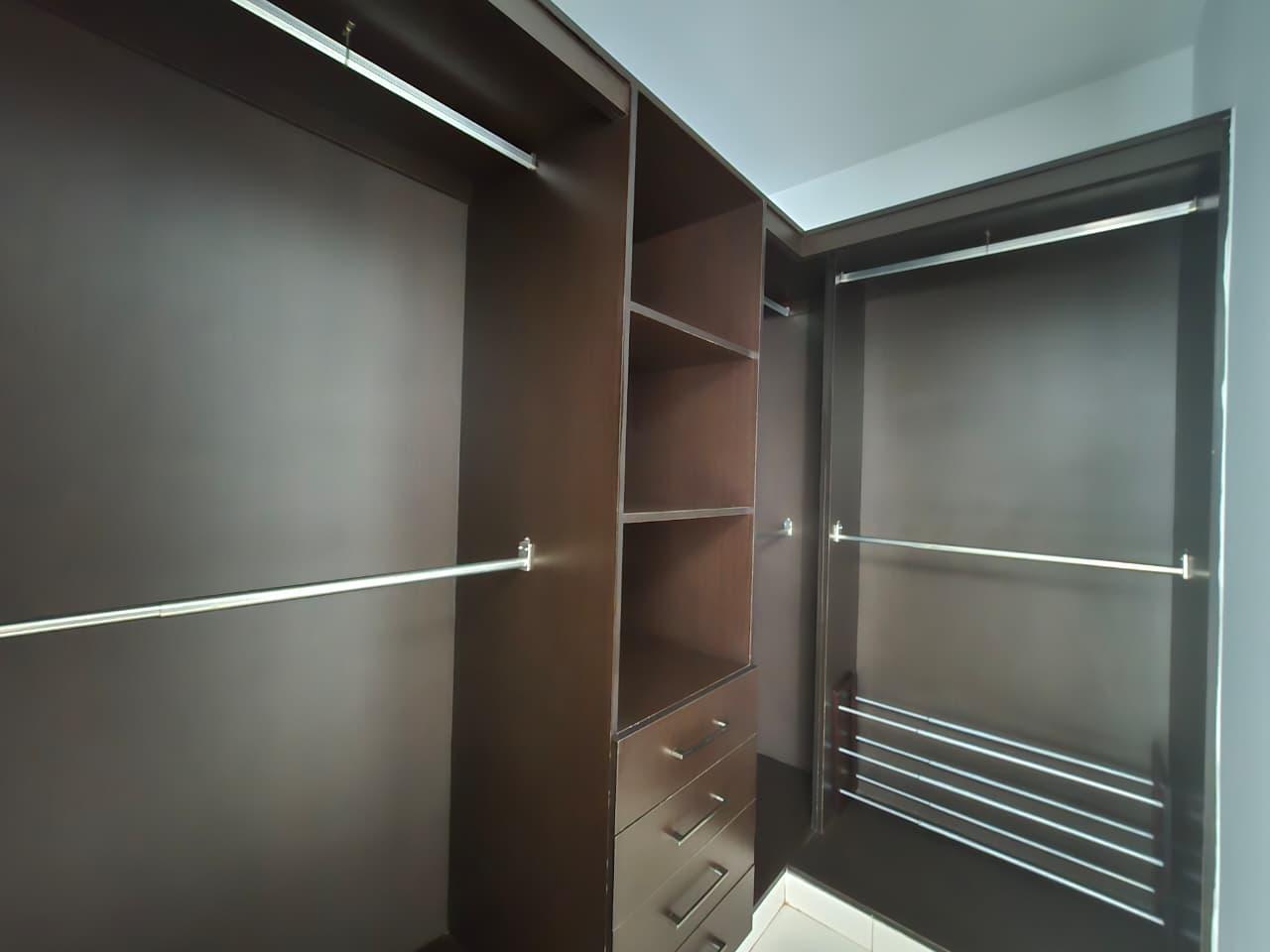 Gallery image 18