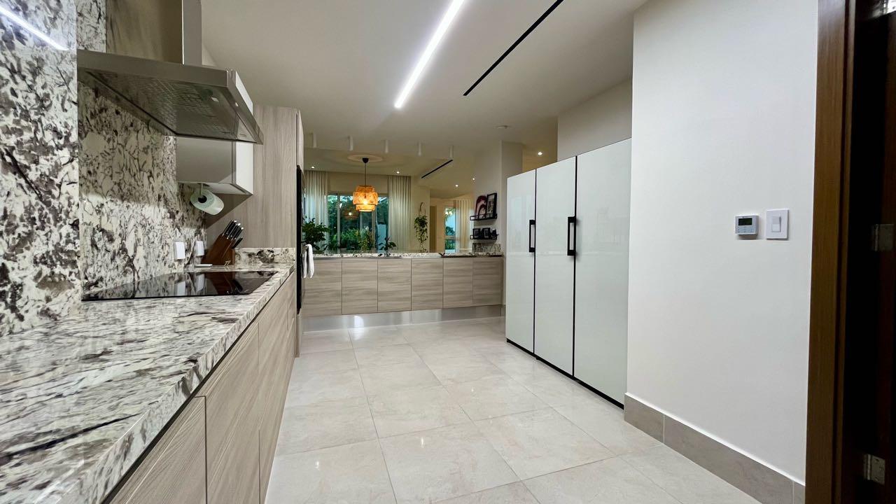 Gallery image 9