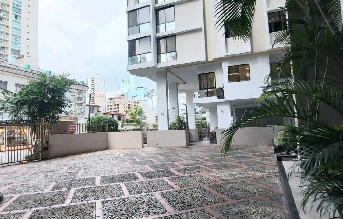 Gallery image 12