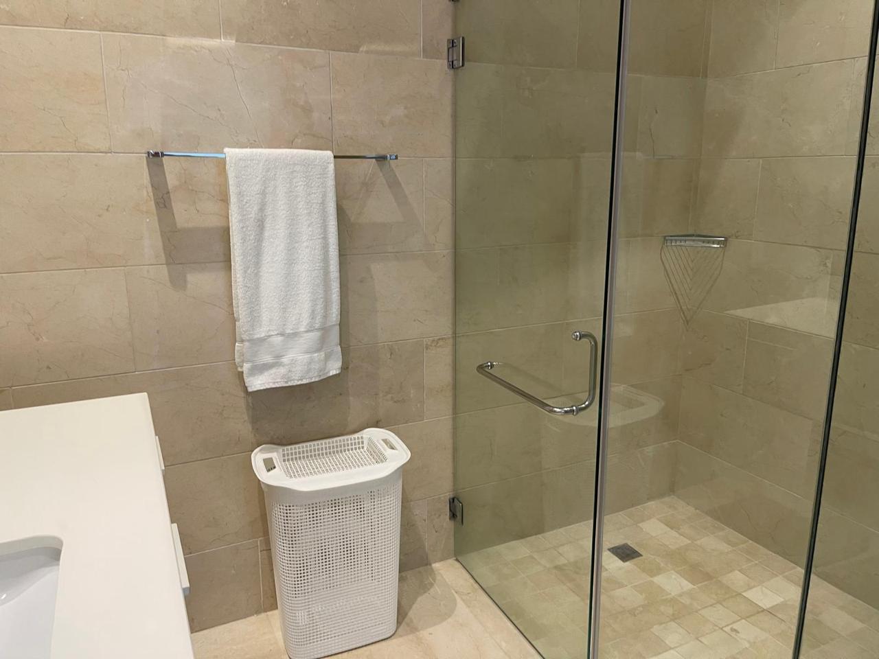 Gallery image 19