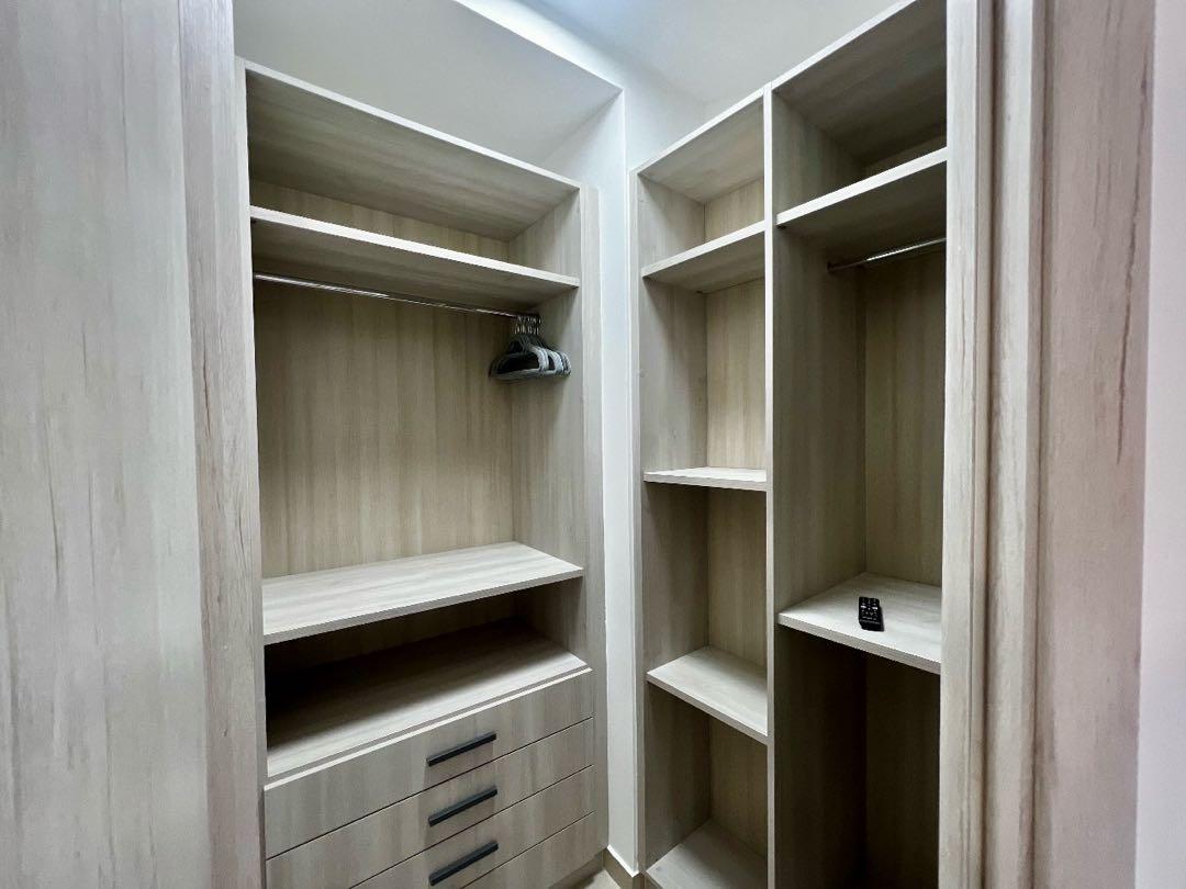 Gallery image 12