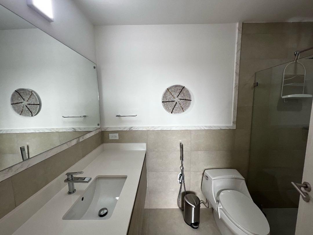 Gallery image 13
