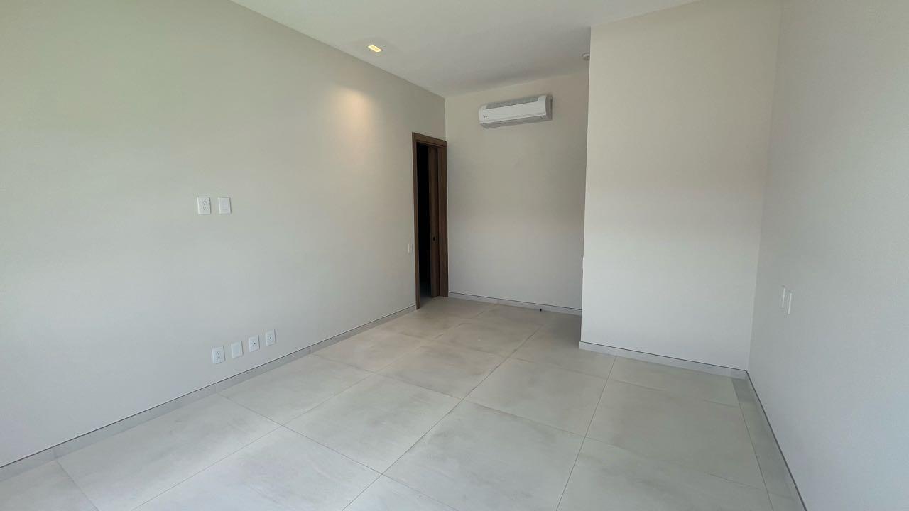 Gallery image 15