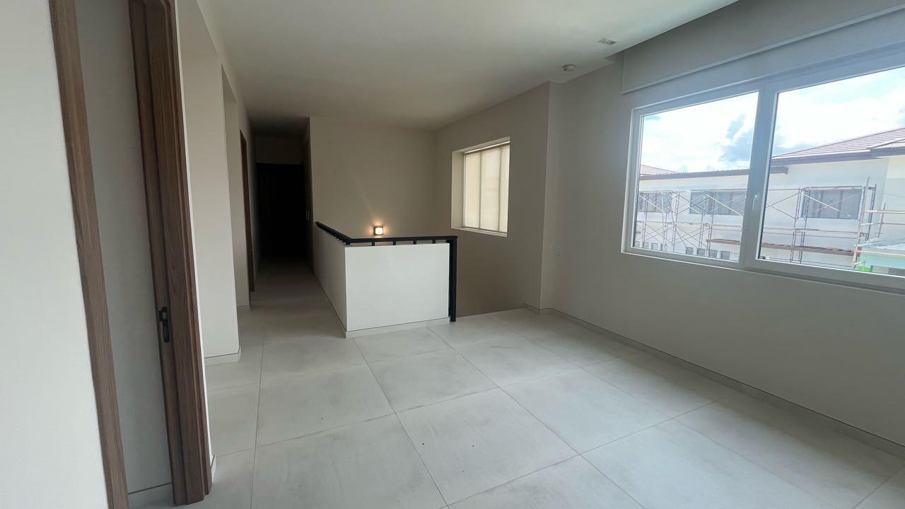 Gallery image 23