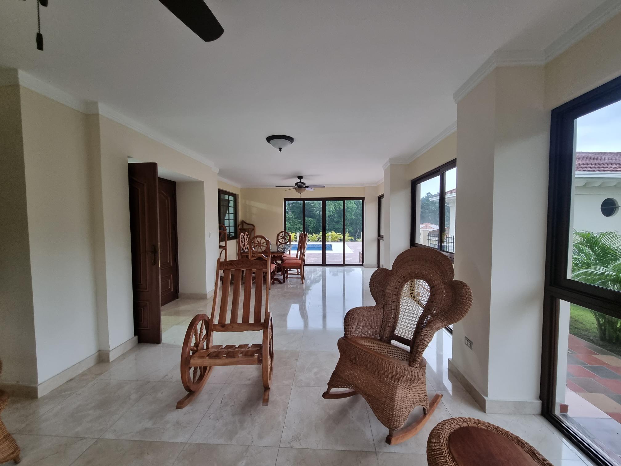 Gallery image 15