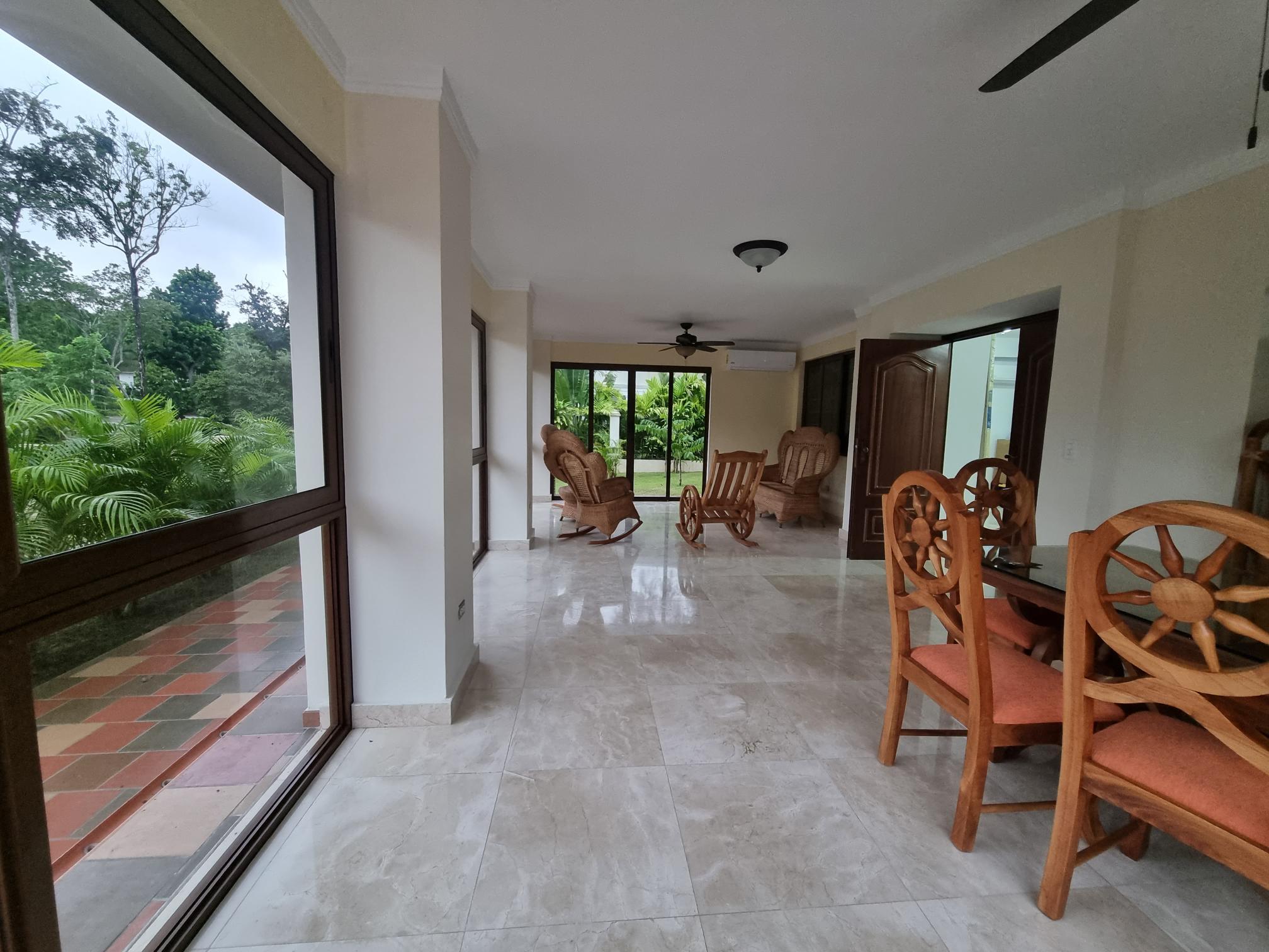 Gallery image 17