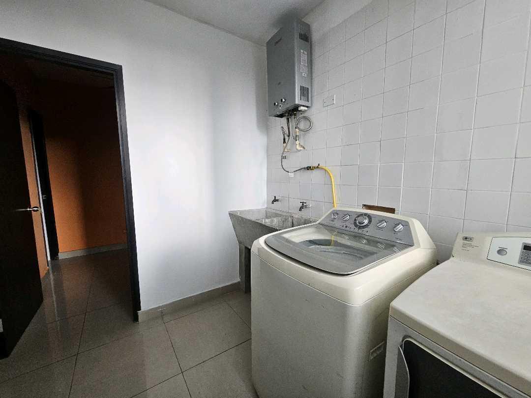 Gallery image 24
