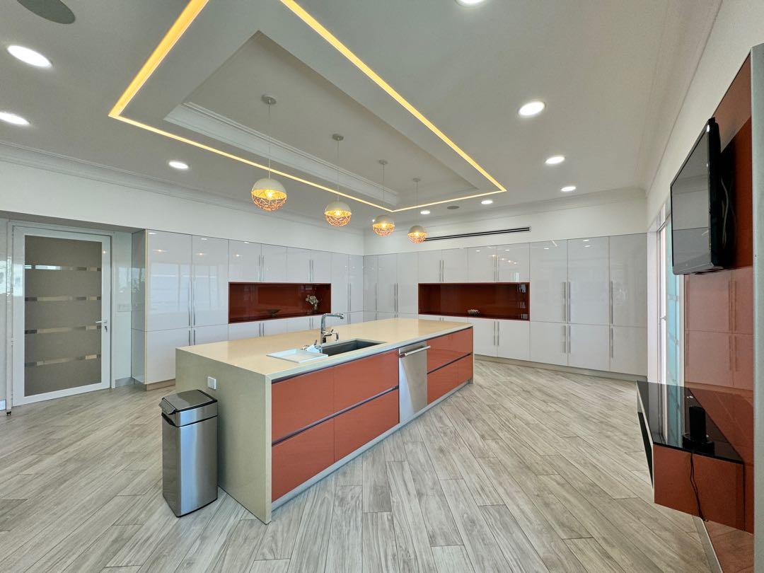 Gallery image 8