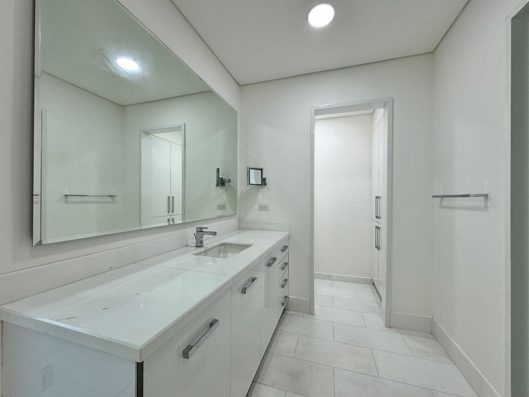 Gallery image 21