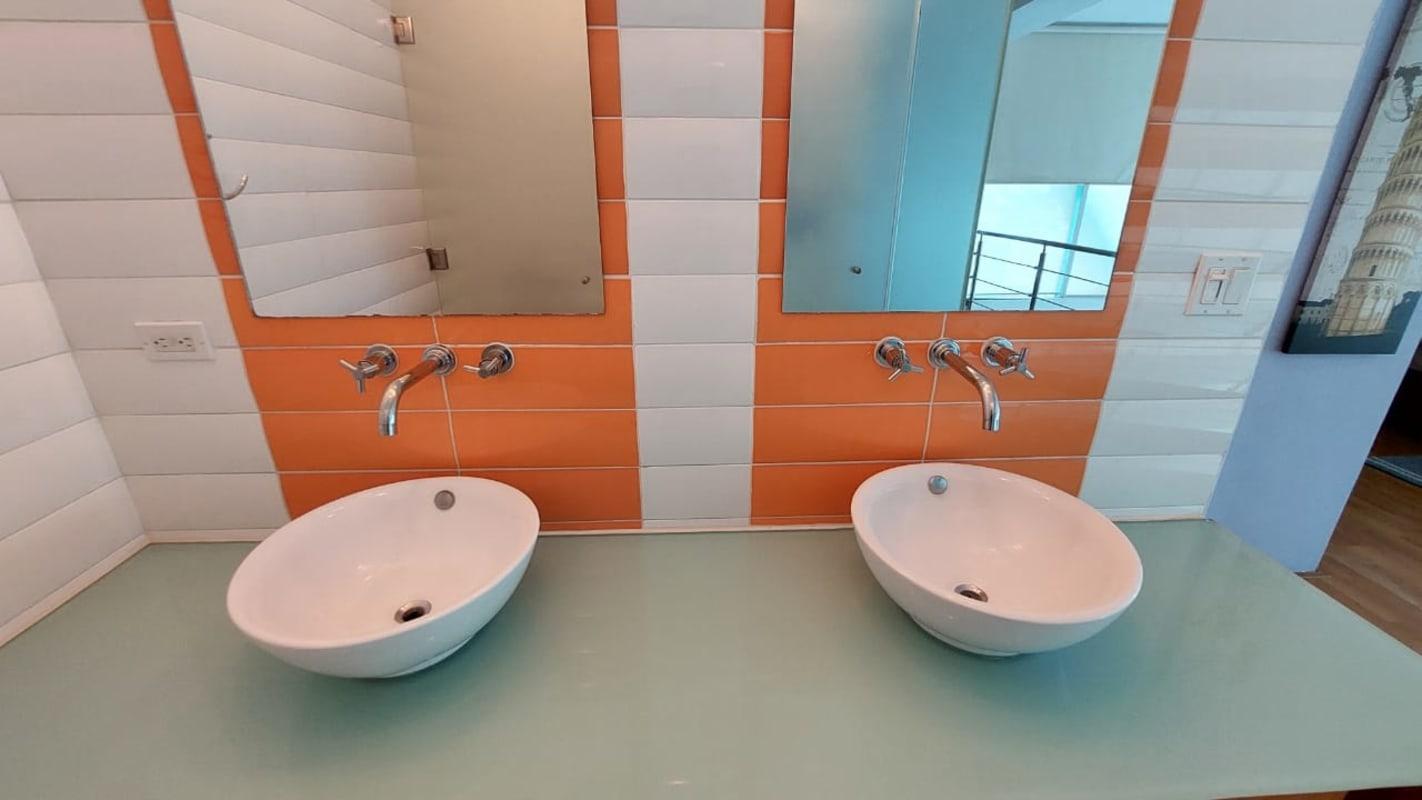 Gallery image 10