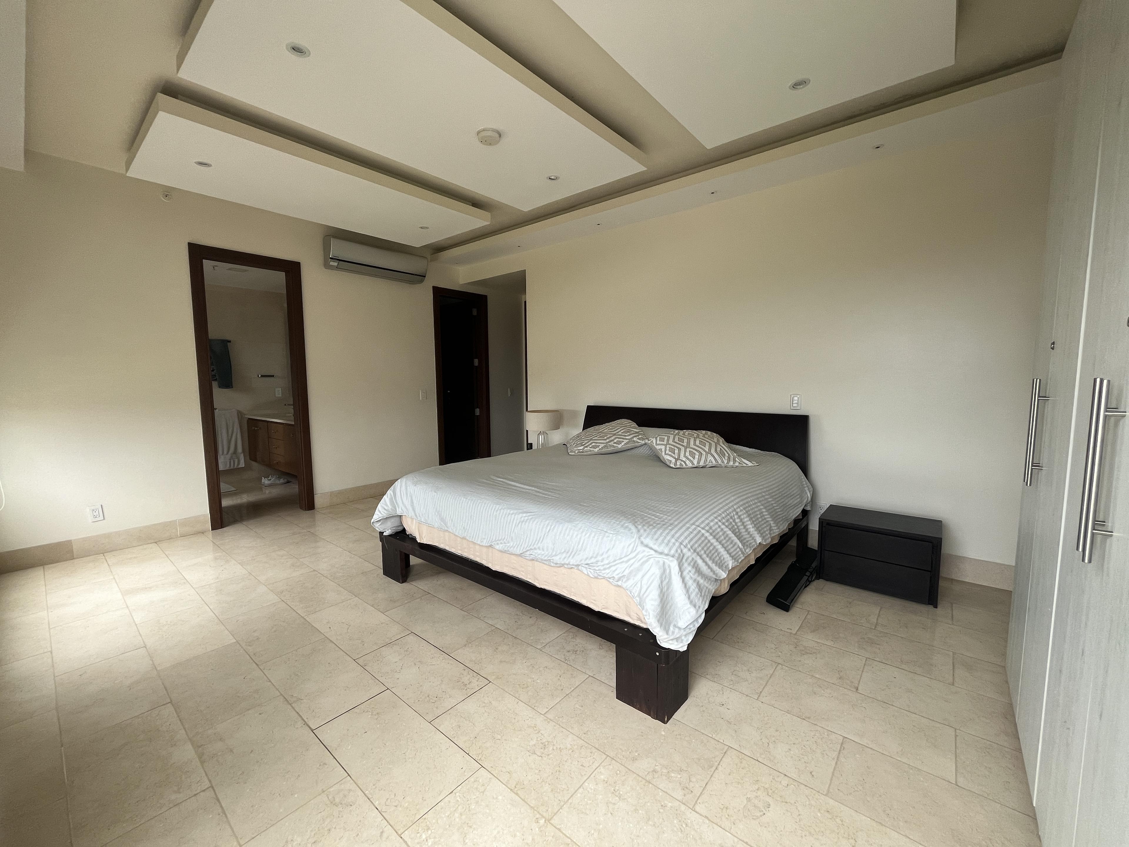 Gallery image 13