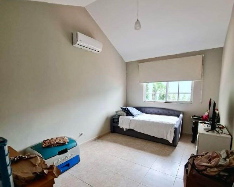 Gallery image 9