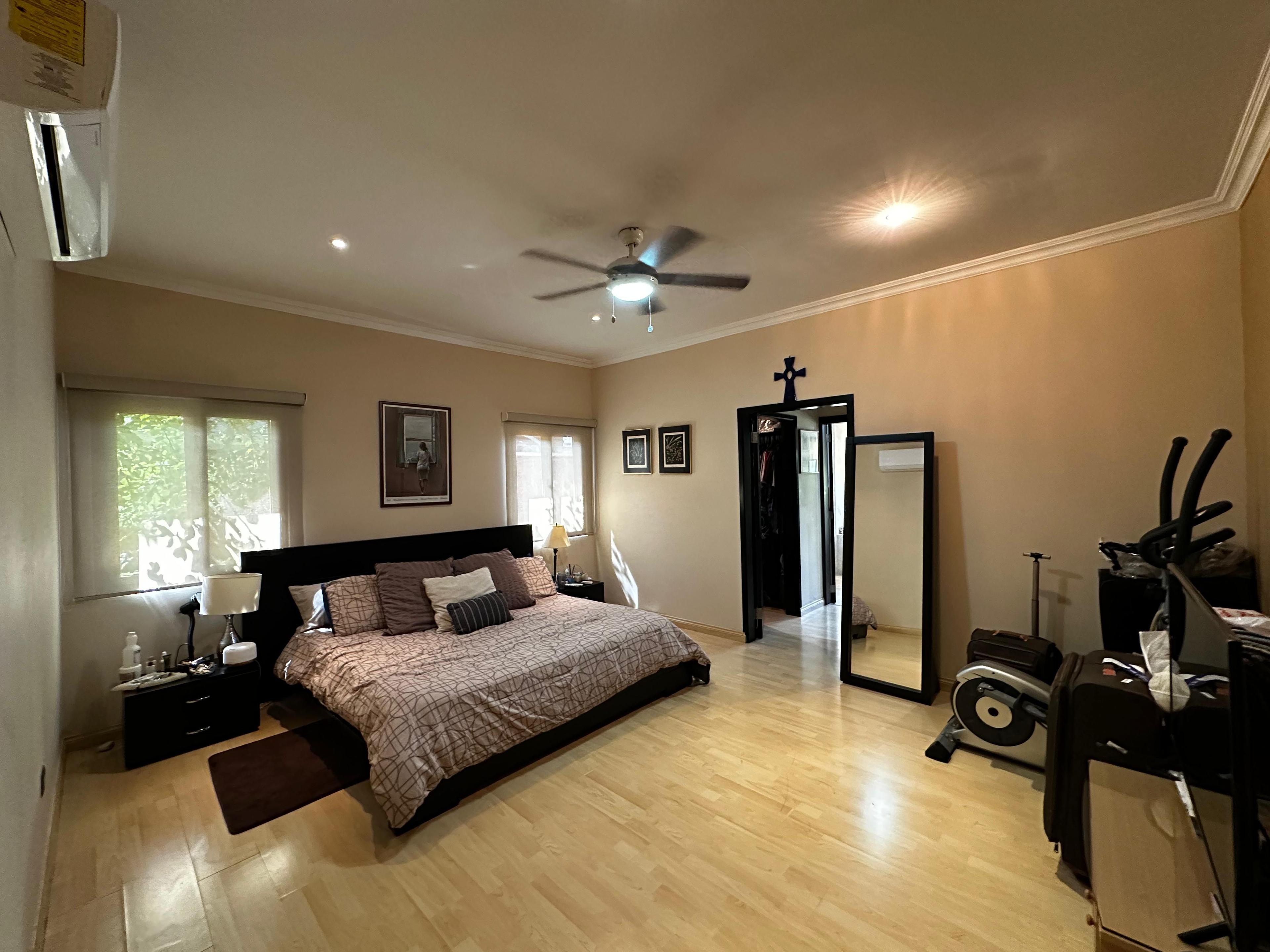 Gallery image 9