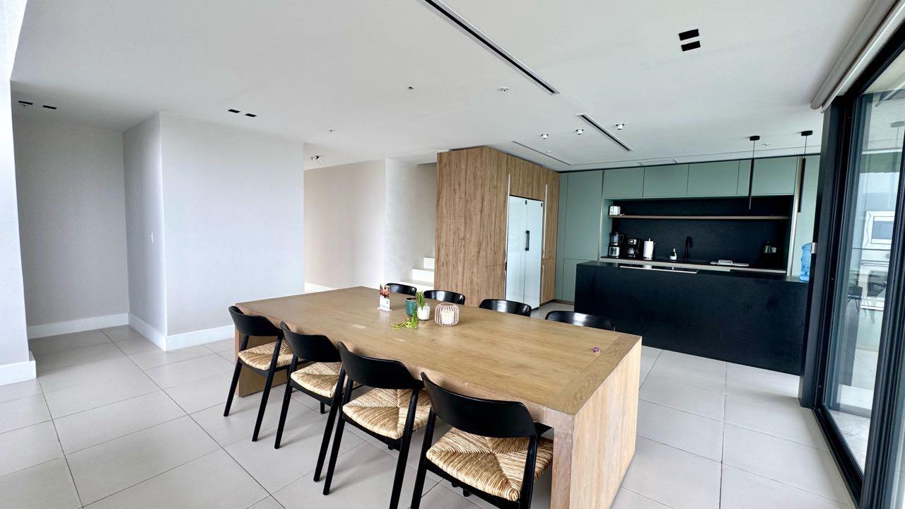 Gallery image 10