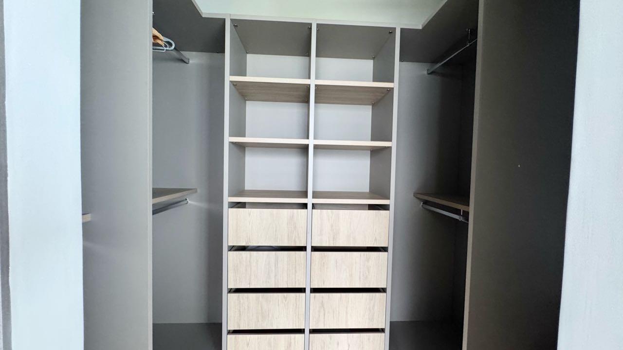 Gallery image 25
