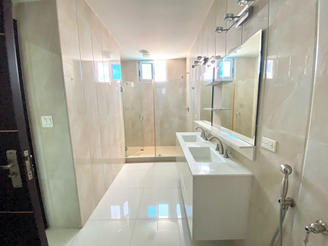 Gallery image 9