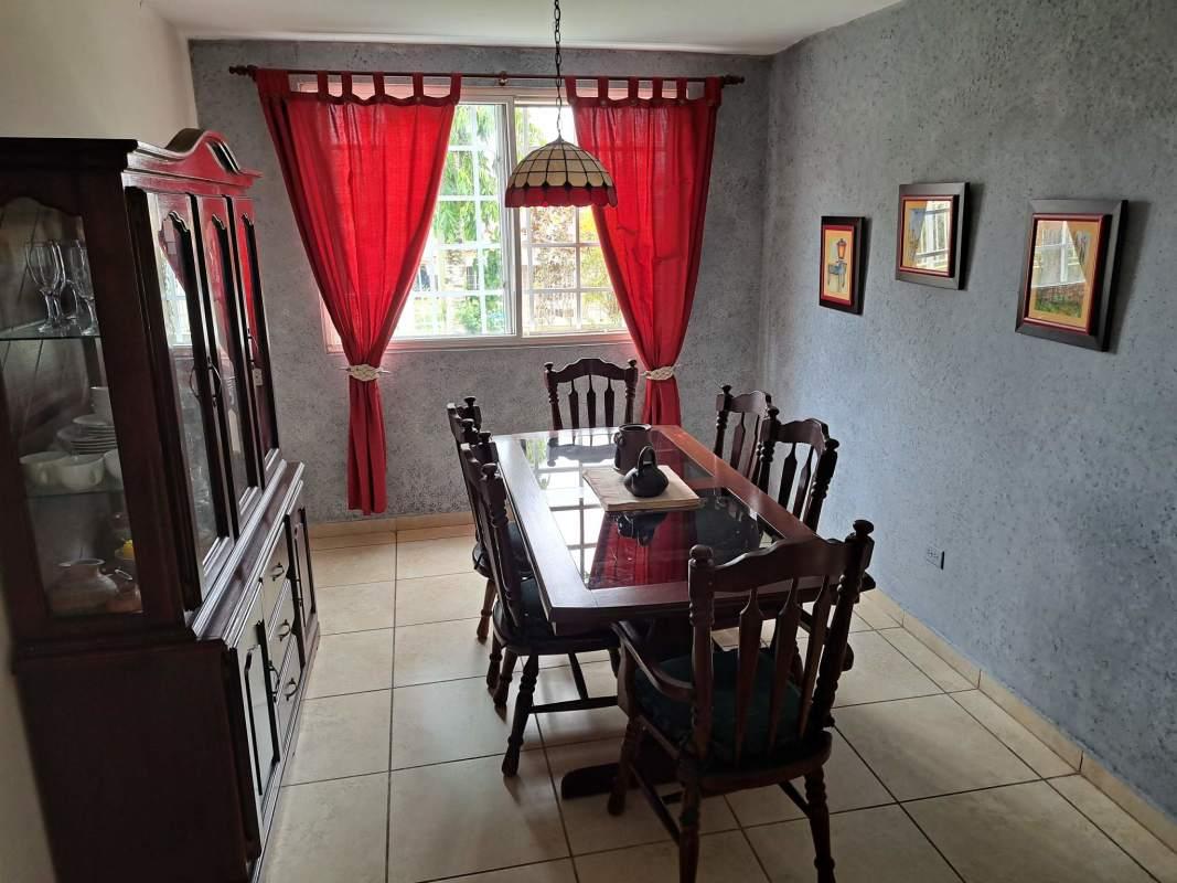 Gallery image 9