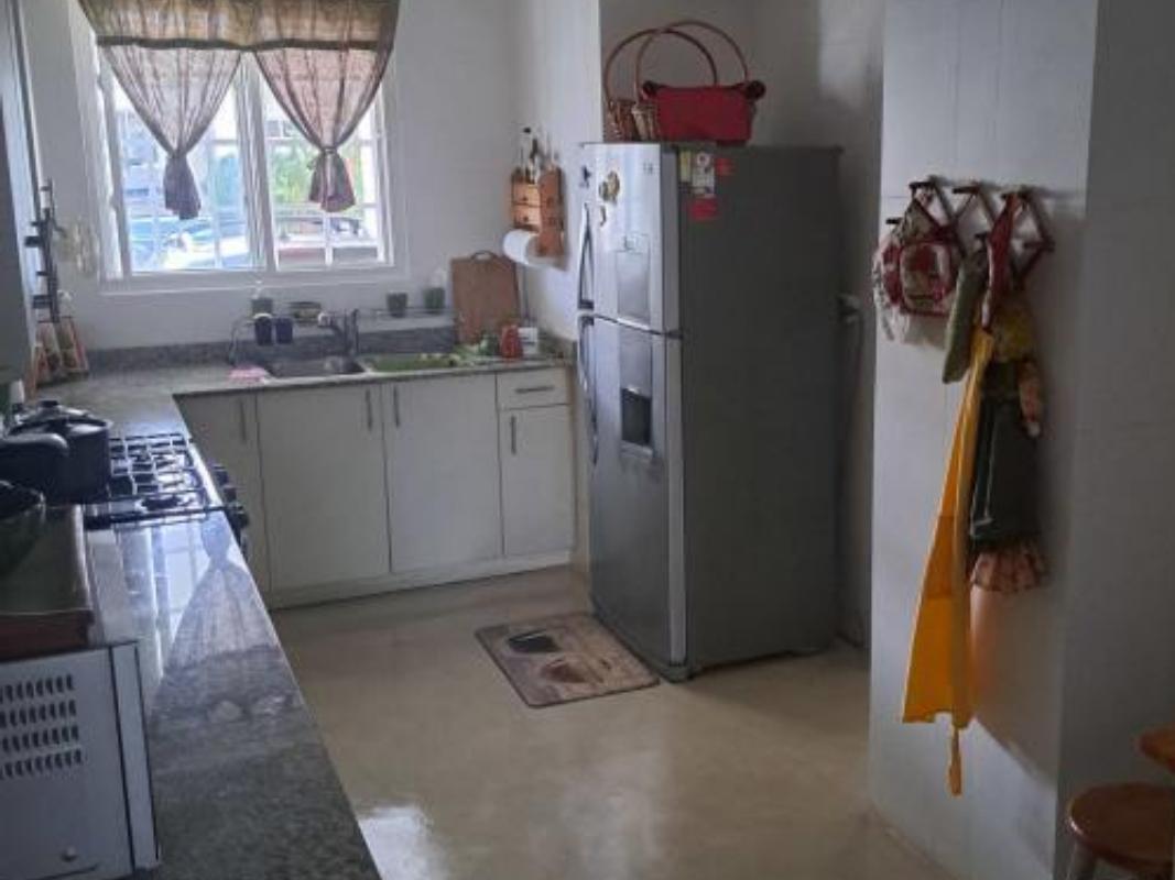 Gallery image 10